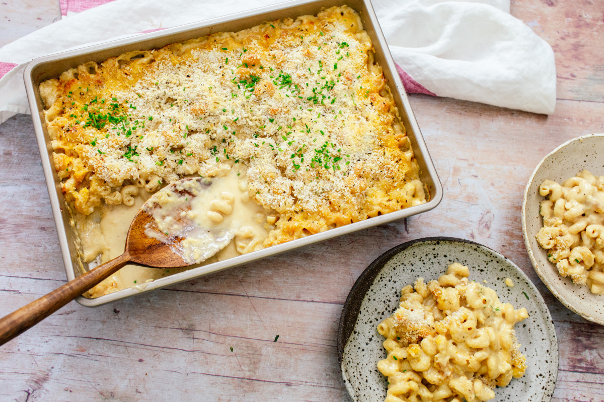 Gourmet Macaroni and Cheese with Herb Crust