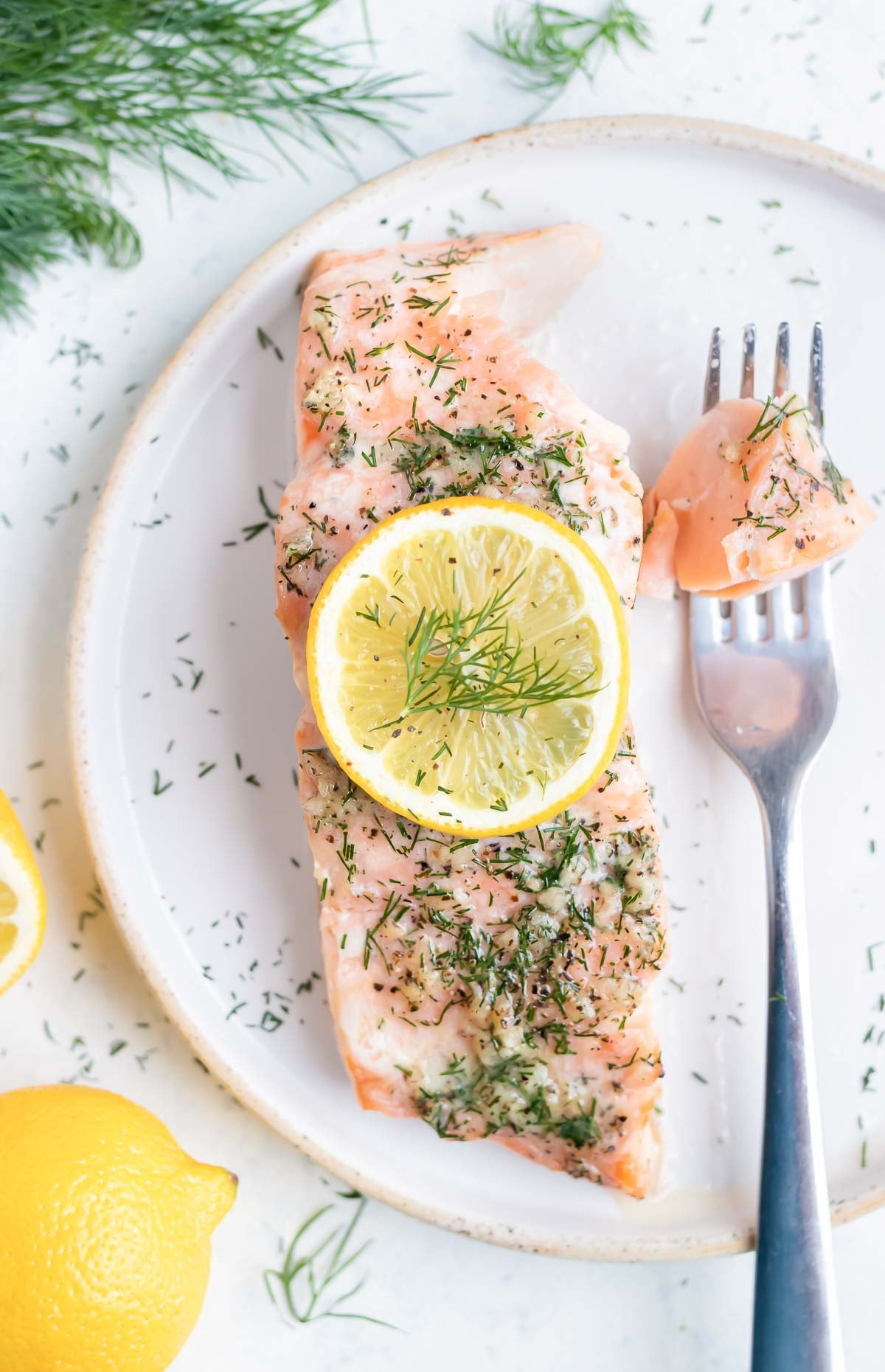Turmeric-Sparkled Salmon with Lemon-Dill