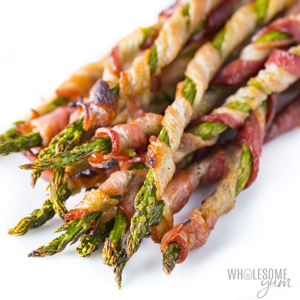 Crispy Bacon-Wrapped Asparagus with Avocado Crema