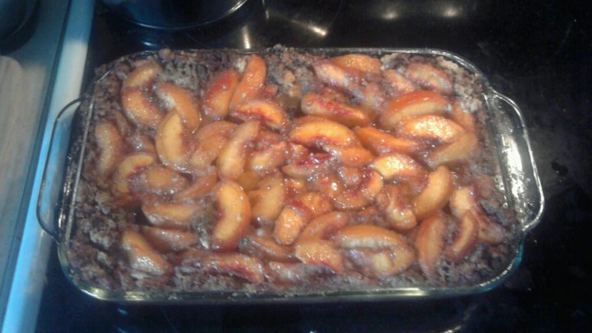True Bourbon-Infused Peach Cobbler with Genuinely Southern Sweetness