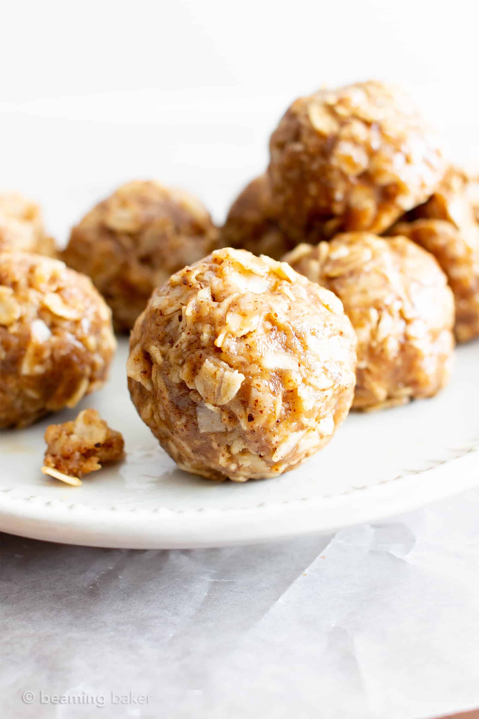 No-Bake Almond & Coconut Energy Bites
