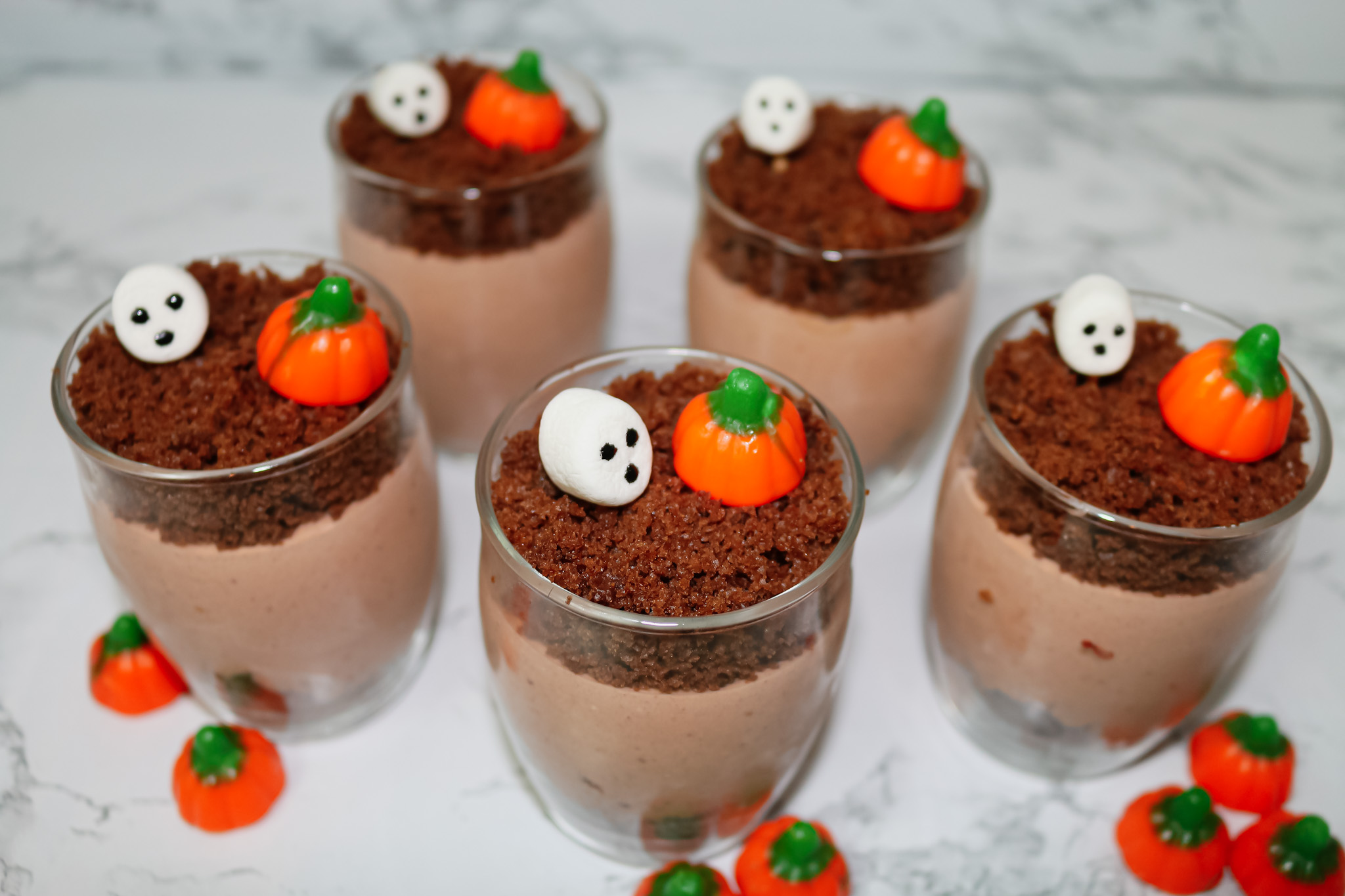 Fun-Filled Chocolate Pudding Cups