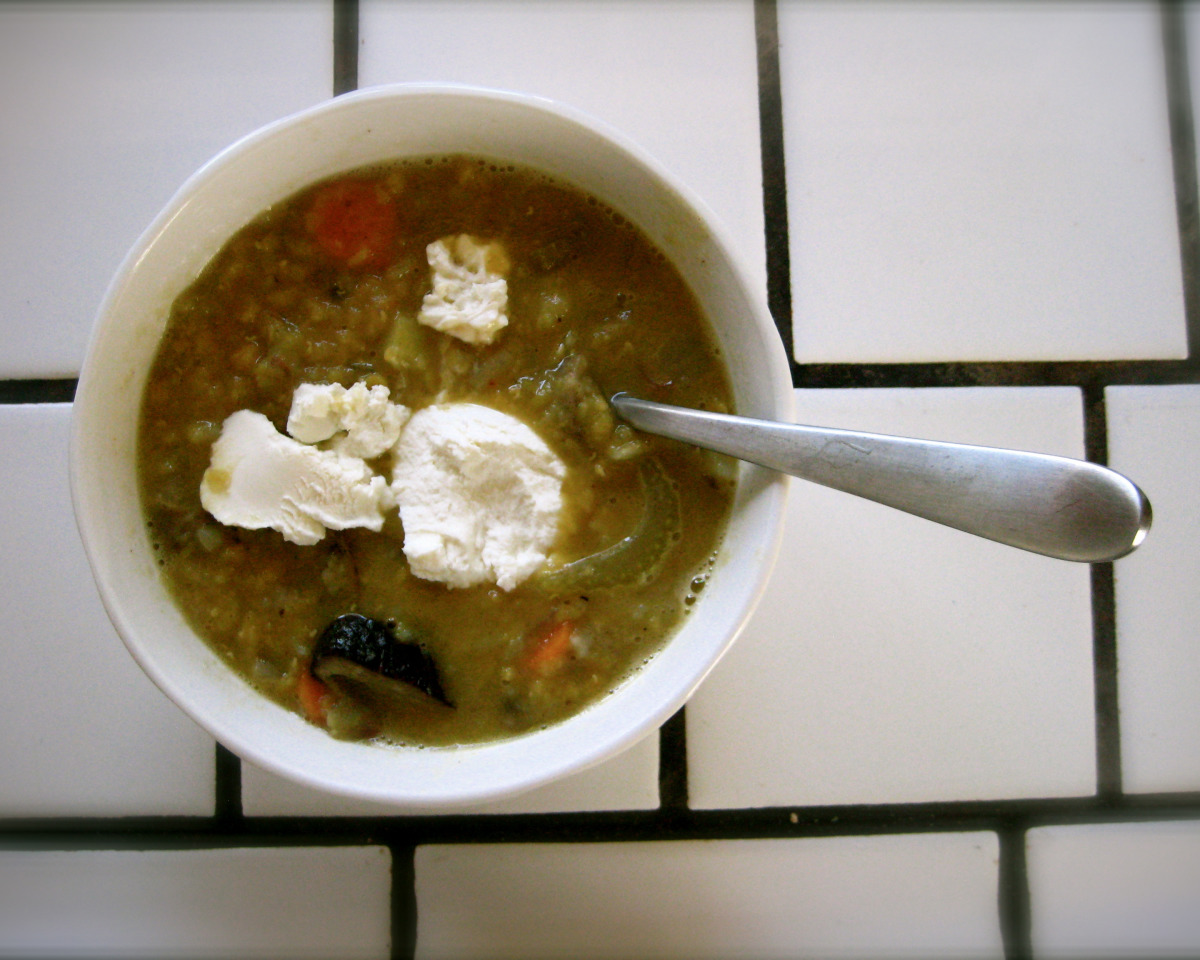 Herb-Infused Slow-Cooker Mushroom and Lentil Stew
