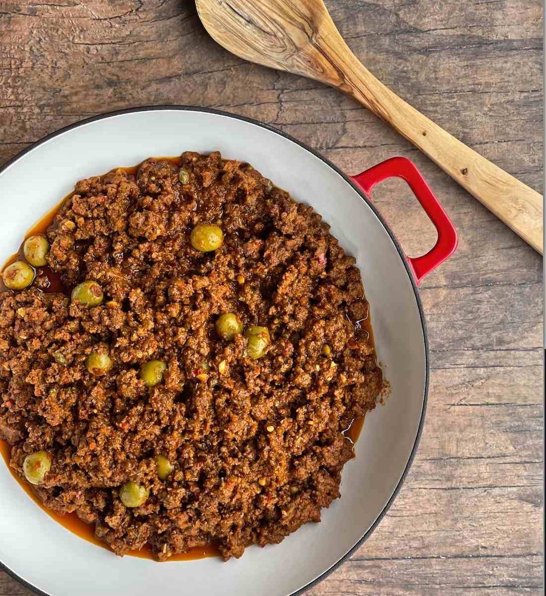 Picadillo de Res: Puerto Rican Ground Beef with Tomatoes and Olives