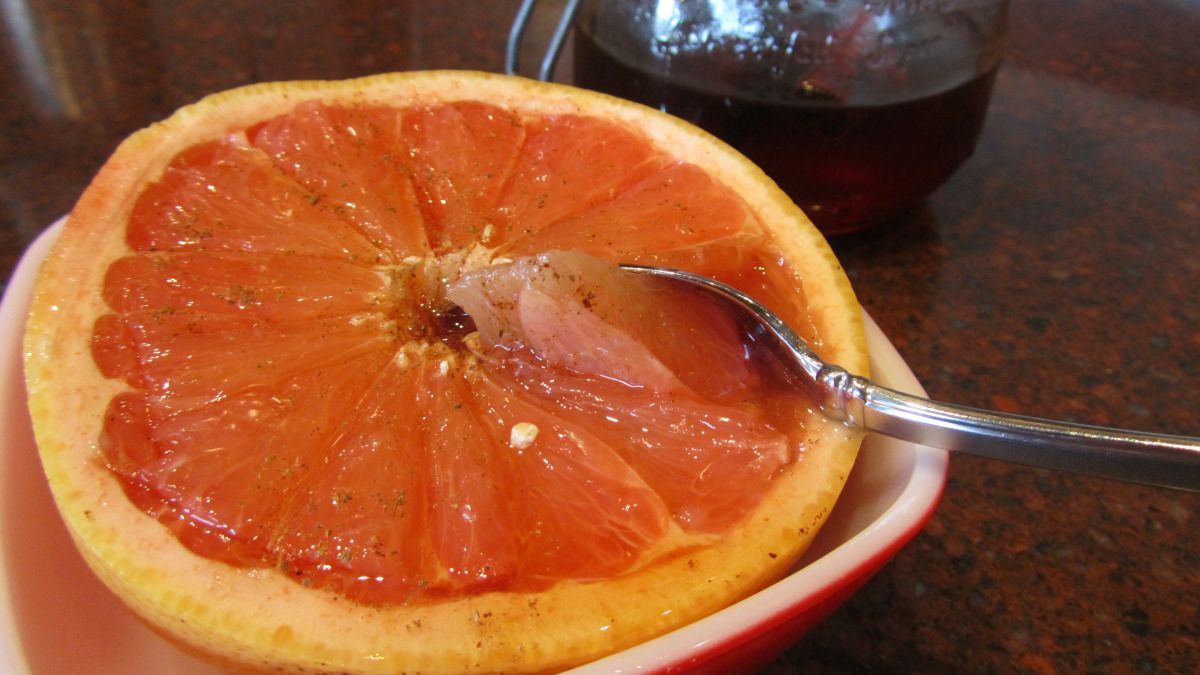 Spiced Grapefruit Spritz