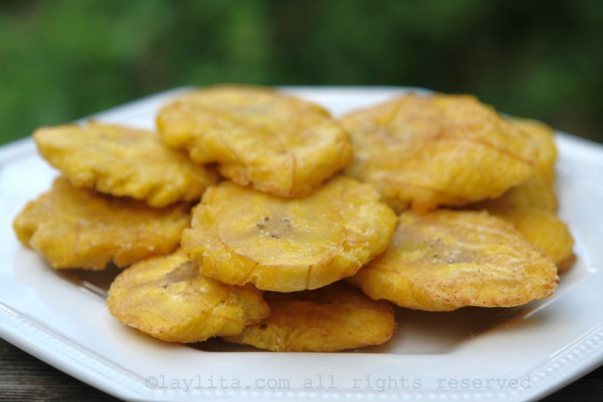 Tostones de Plátano con Aji