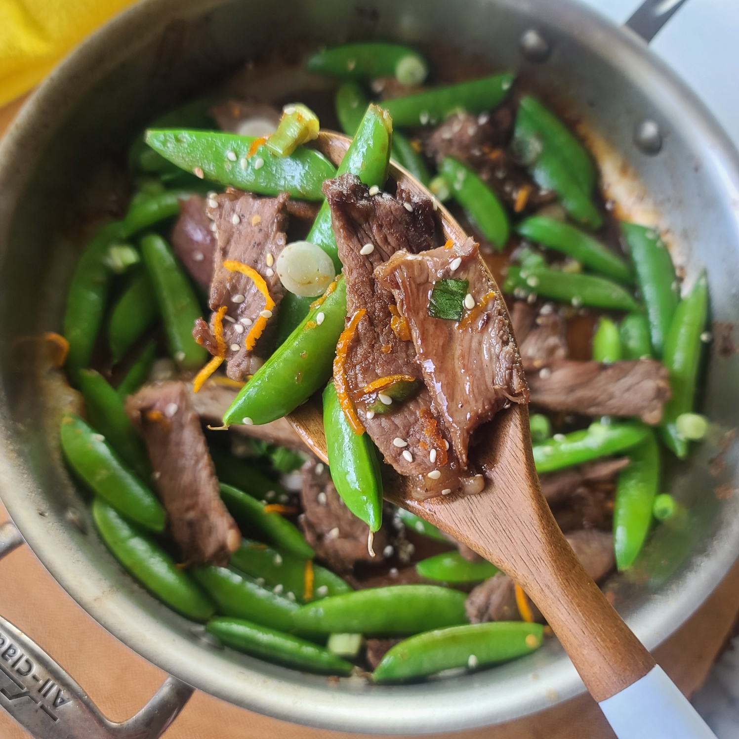 Spicy Lime-Ginger Beef Stir Fry with Snap Peas