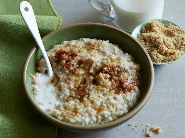 Steel-Cut Oat Breakfast Bowl with Maple-Cinnamon Almonds