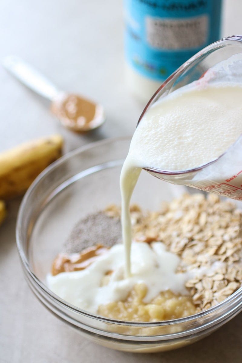No-Bake Chocolate Banana Oats with Peanut Butter