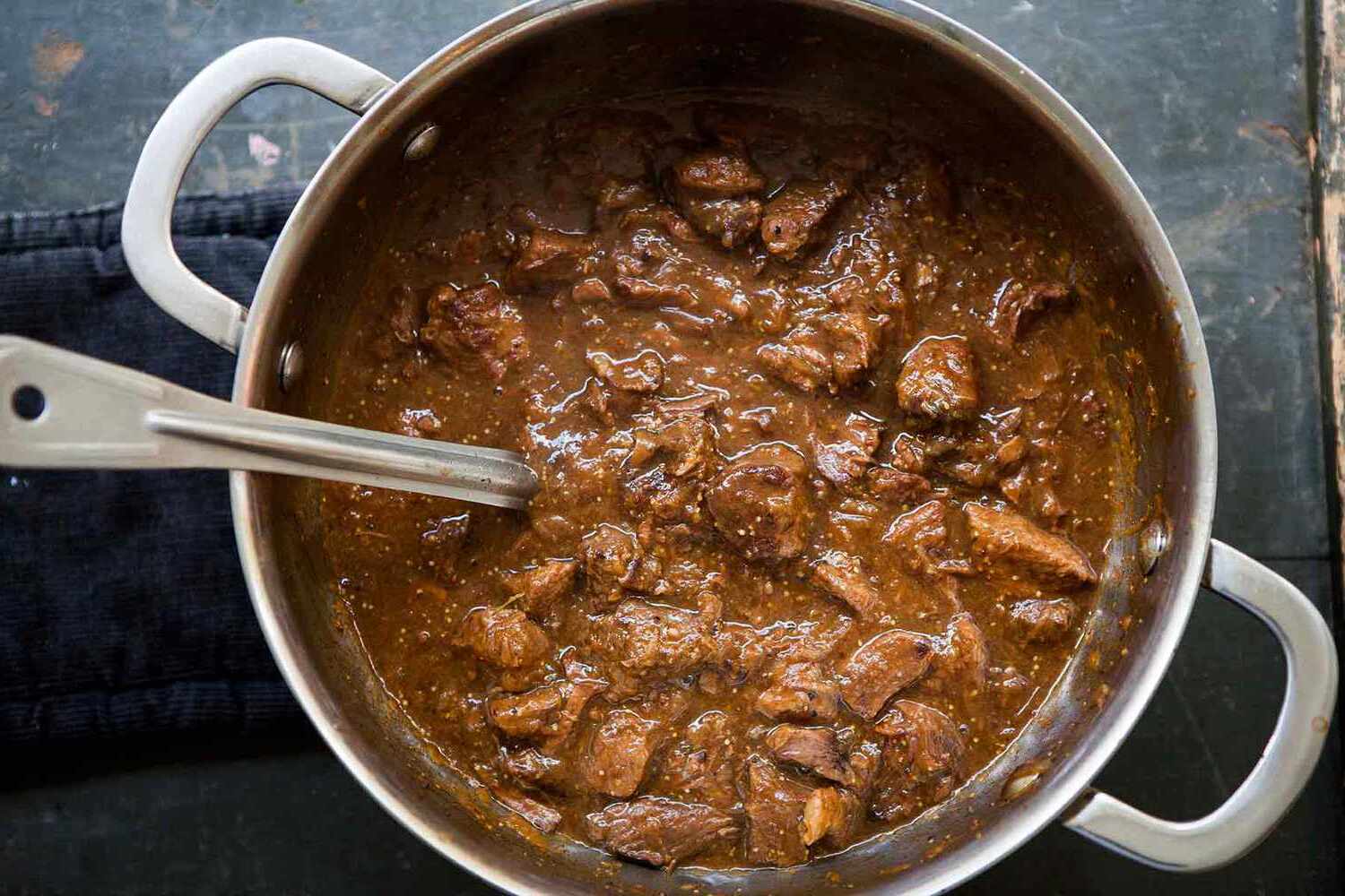 Carbonnade Flamande: Traditional Belgian Beef Stew with Beer