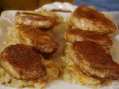 Collectible Spice-Rubbed Beef Chops with Apple Compote