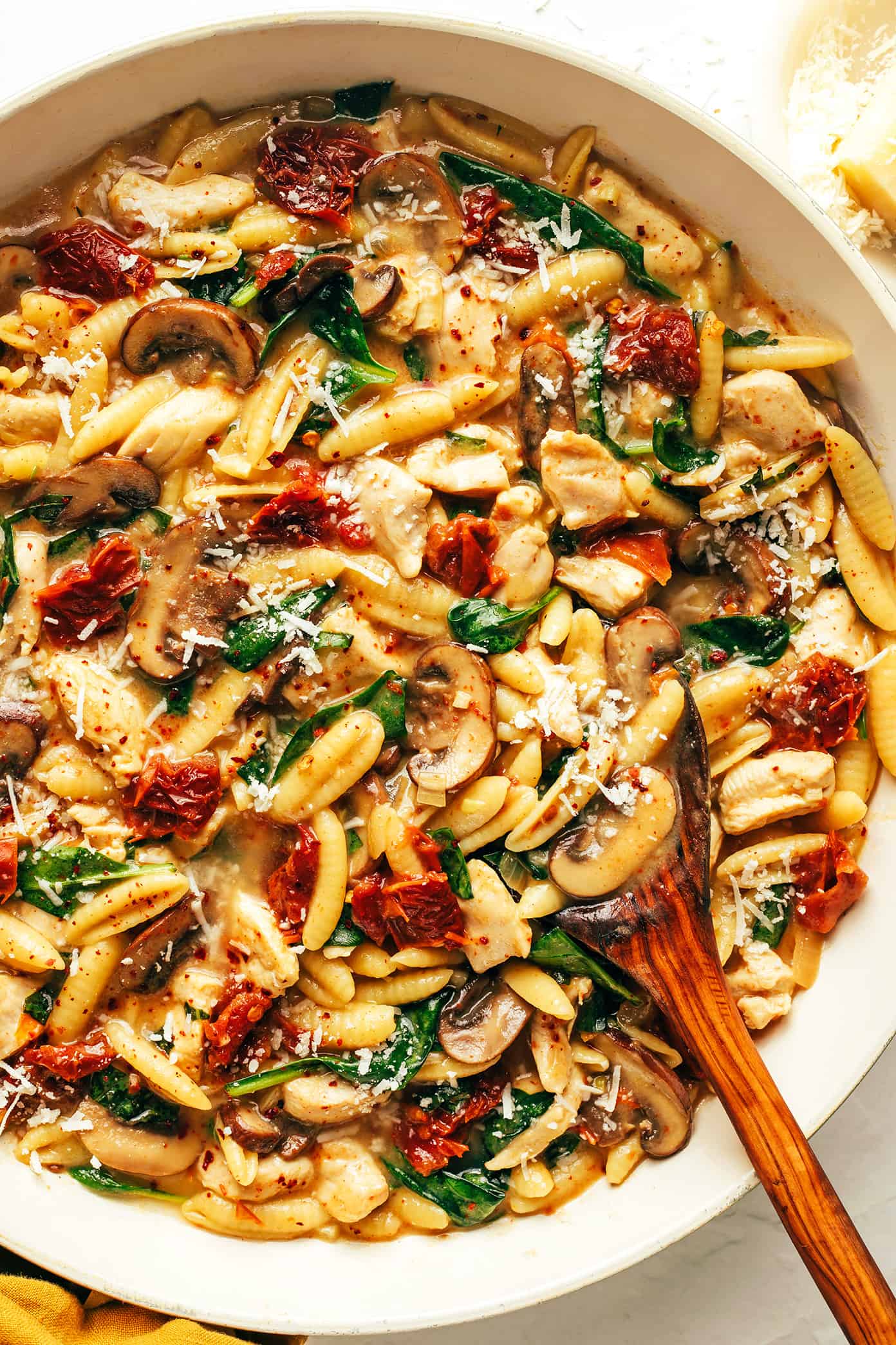 Creamy Herb-Garlic Pasta with Sun-Dried Tomatoes