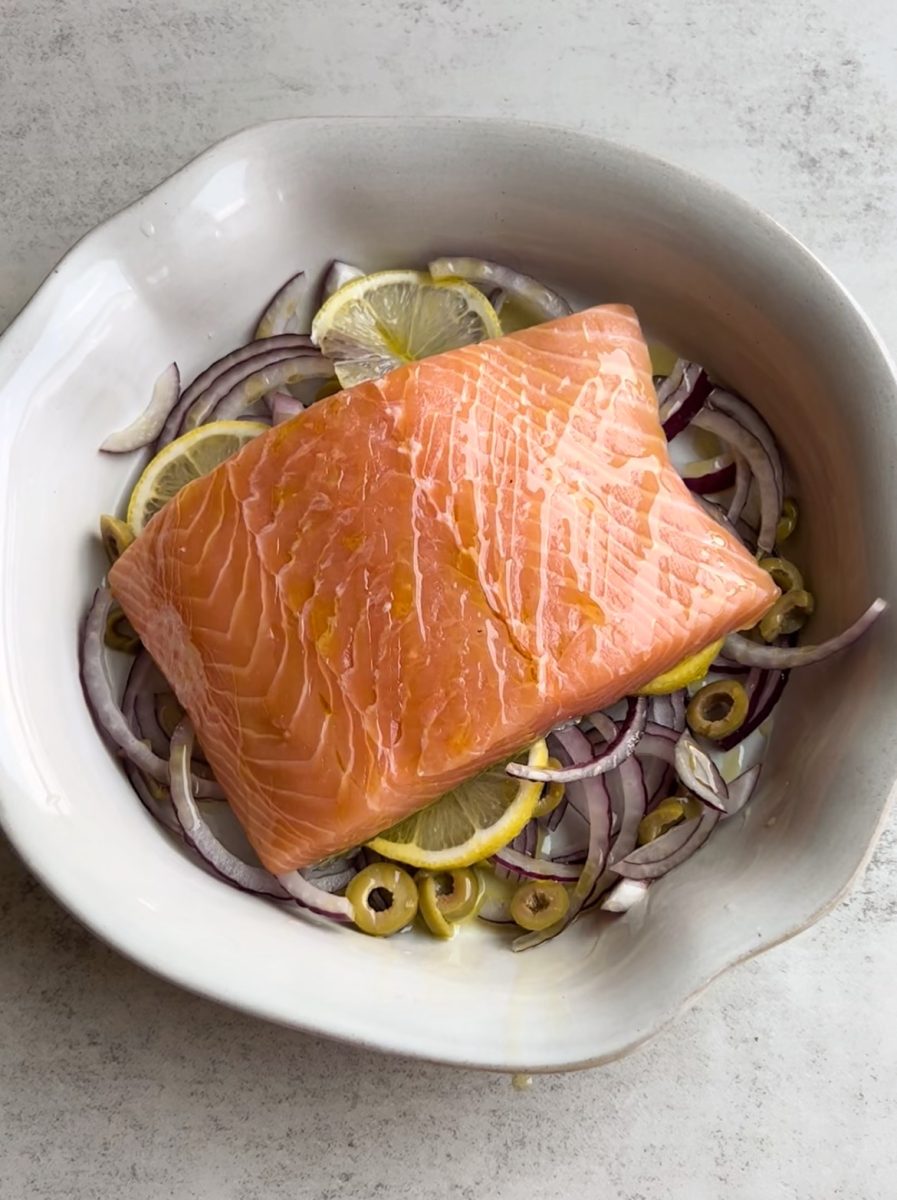 Lemon-Dill Salmon with Roasted Broccoli