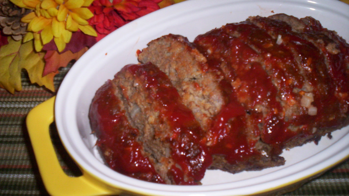 Timeless Grandma's Meatloaf with Herb Crust