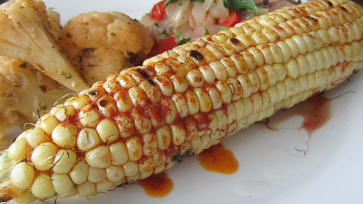 Patio Fire Grilled Corn with Smoked Paprika