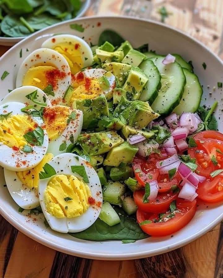 Avocado-Egg Power Bowl with Cherry Tomatoes