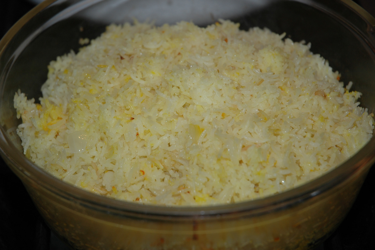 Saffron-Infused Rice Porridge