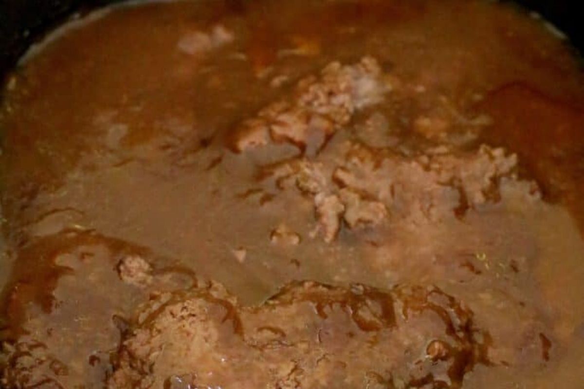 Slow-Cooked Keto Cube Steak with Caramelized Onion Gravy