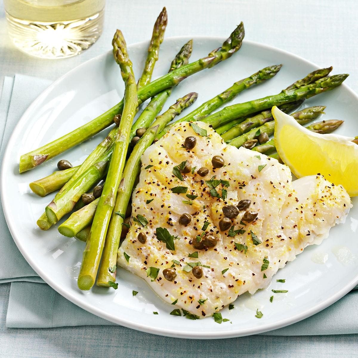 Lemon-Dill Cod with Roasted Asparagus