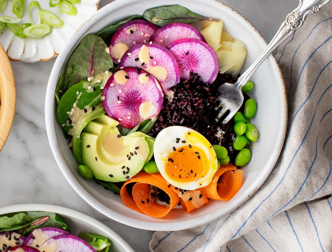 Hydrating Berry & Seed Power Bowl