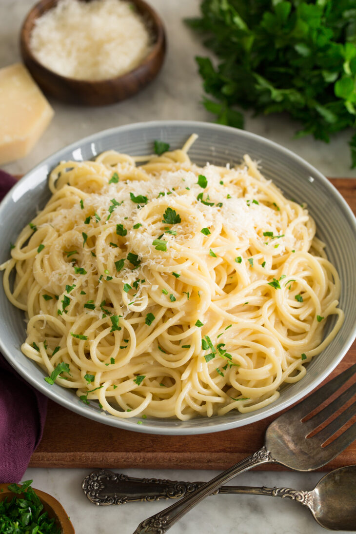 Velvety Garlic Parmesan Pasta