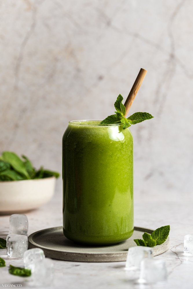 Hydration-Boosting Cucumber-Mint Smoothie
