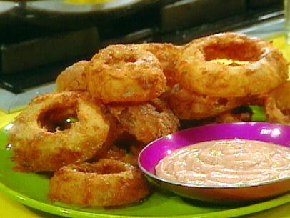 Smoked Paprika Parmesan Onion Ring Bites