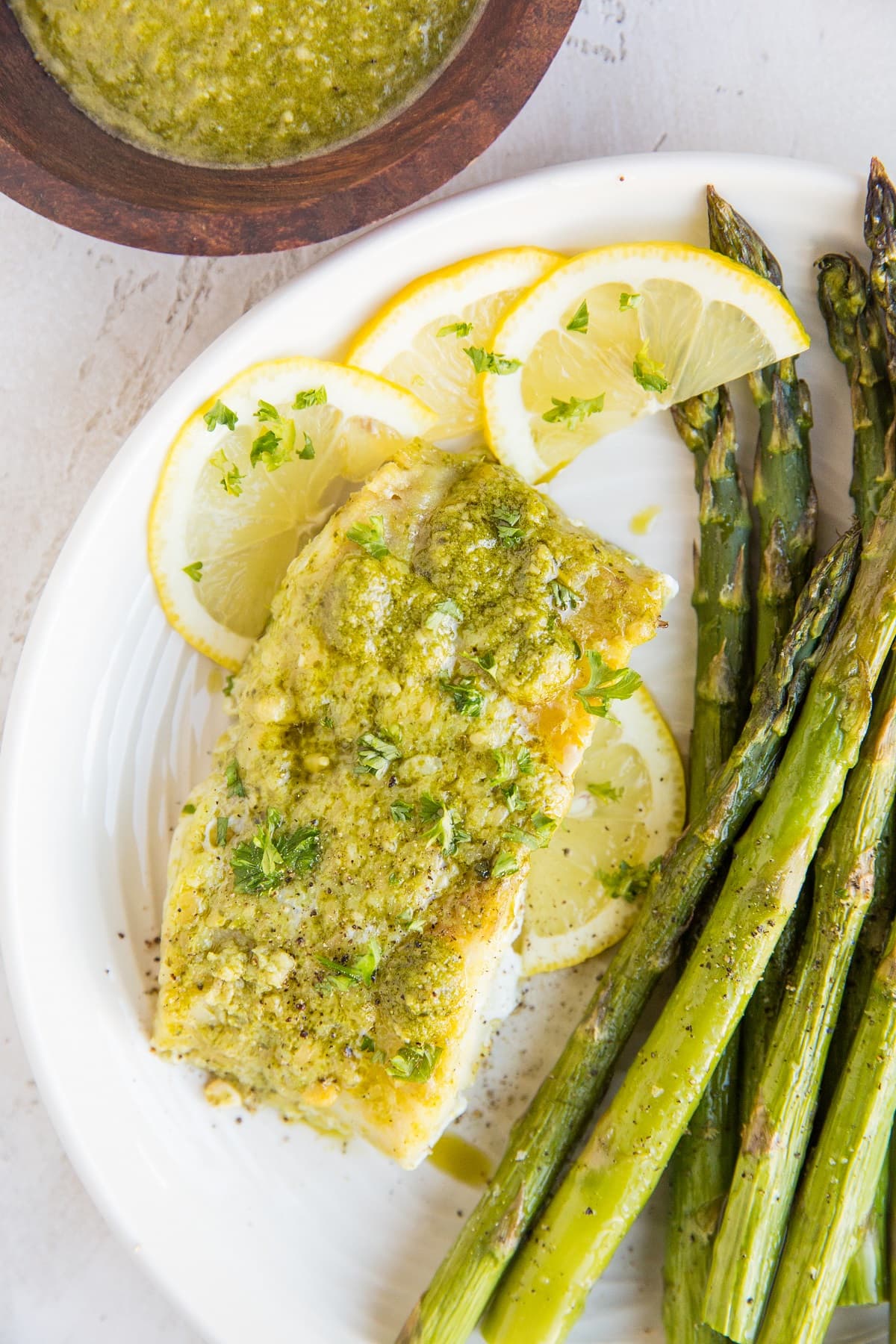 Turmeric-Ginger Baked Cod with Roasted Asparagus