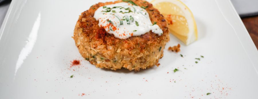 Jackfruit 'Crab' Cakes with Mango Aioli