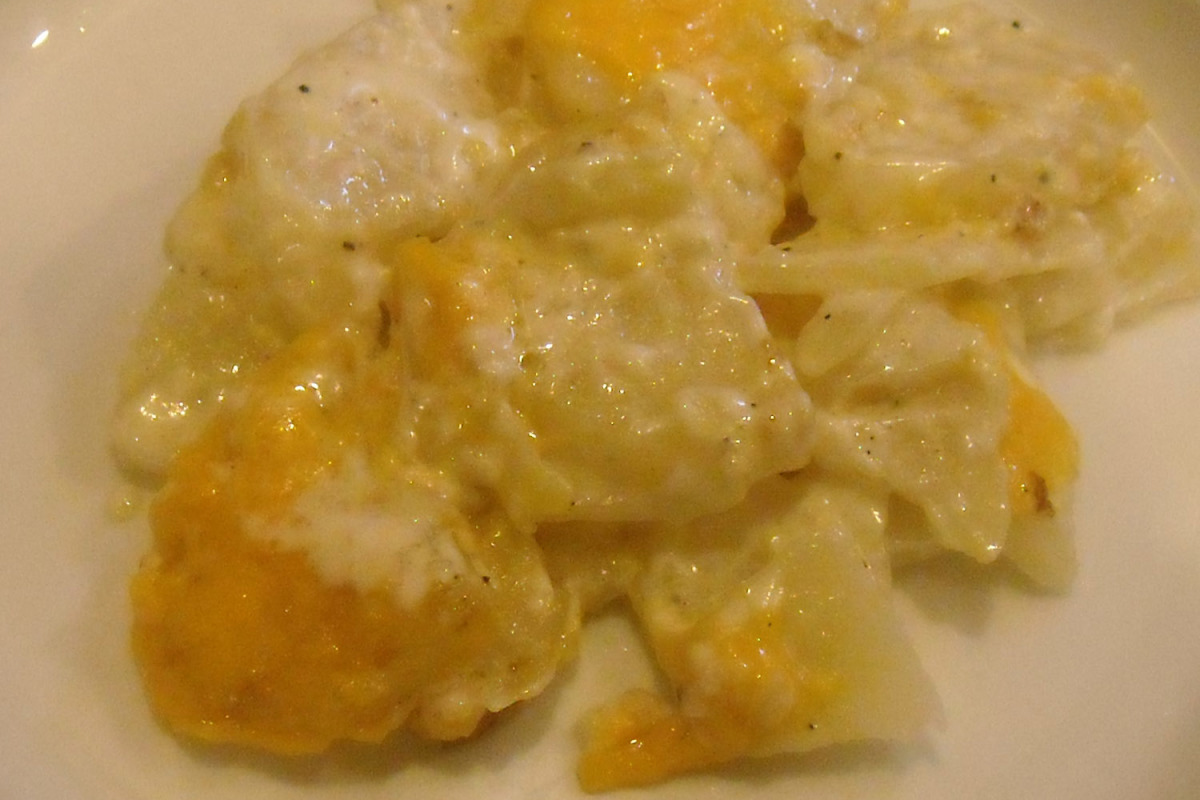 Creamy Herb-Infused Scalloped Potatoes
