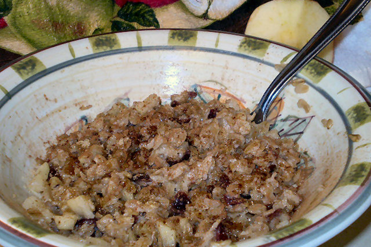 Chai-Spiced Apple Cinnamon Oatmeal