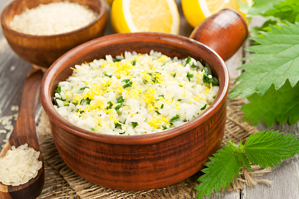 Crispy Lemon-Herb Cauliflower Rice with Cherry Tomatoes