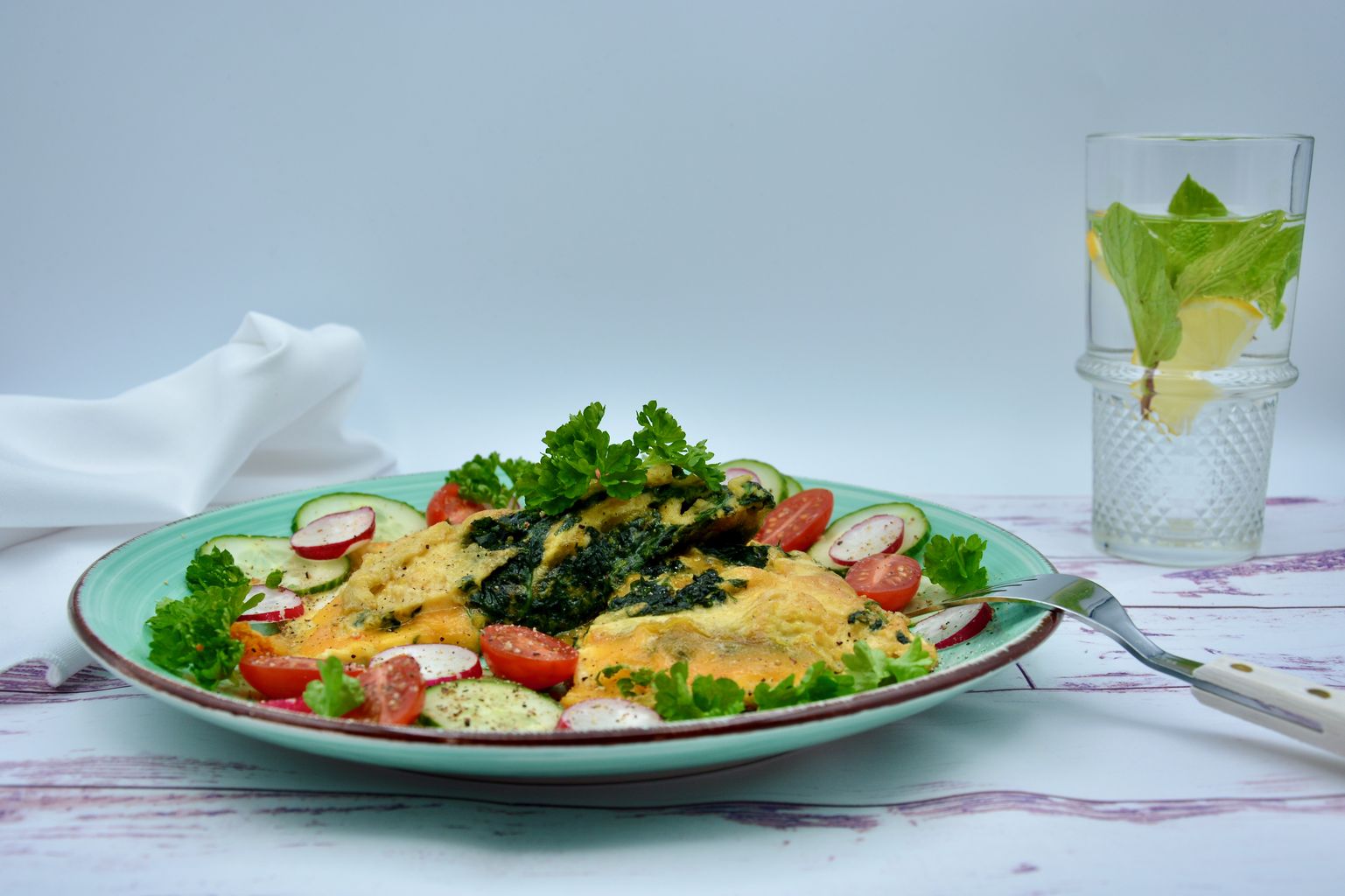 Creamy Keto Breakfast Skillet with Spinach and Cheddar