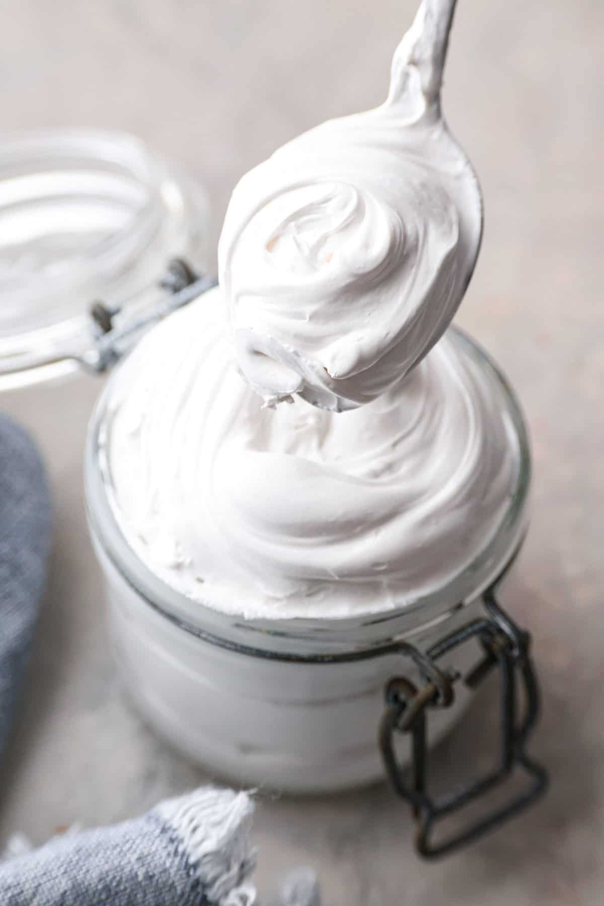 Laughing Llama Marshmallow Fluff