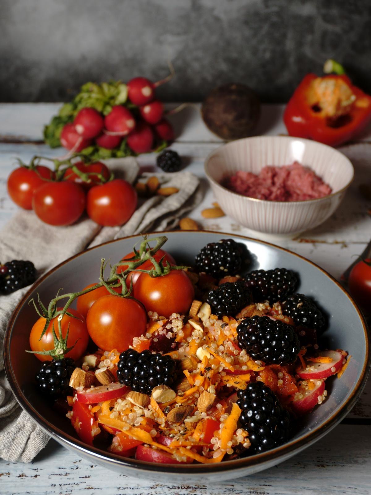 Half-Orange and Quinoa Salad with Almonds