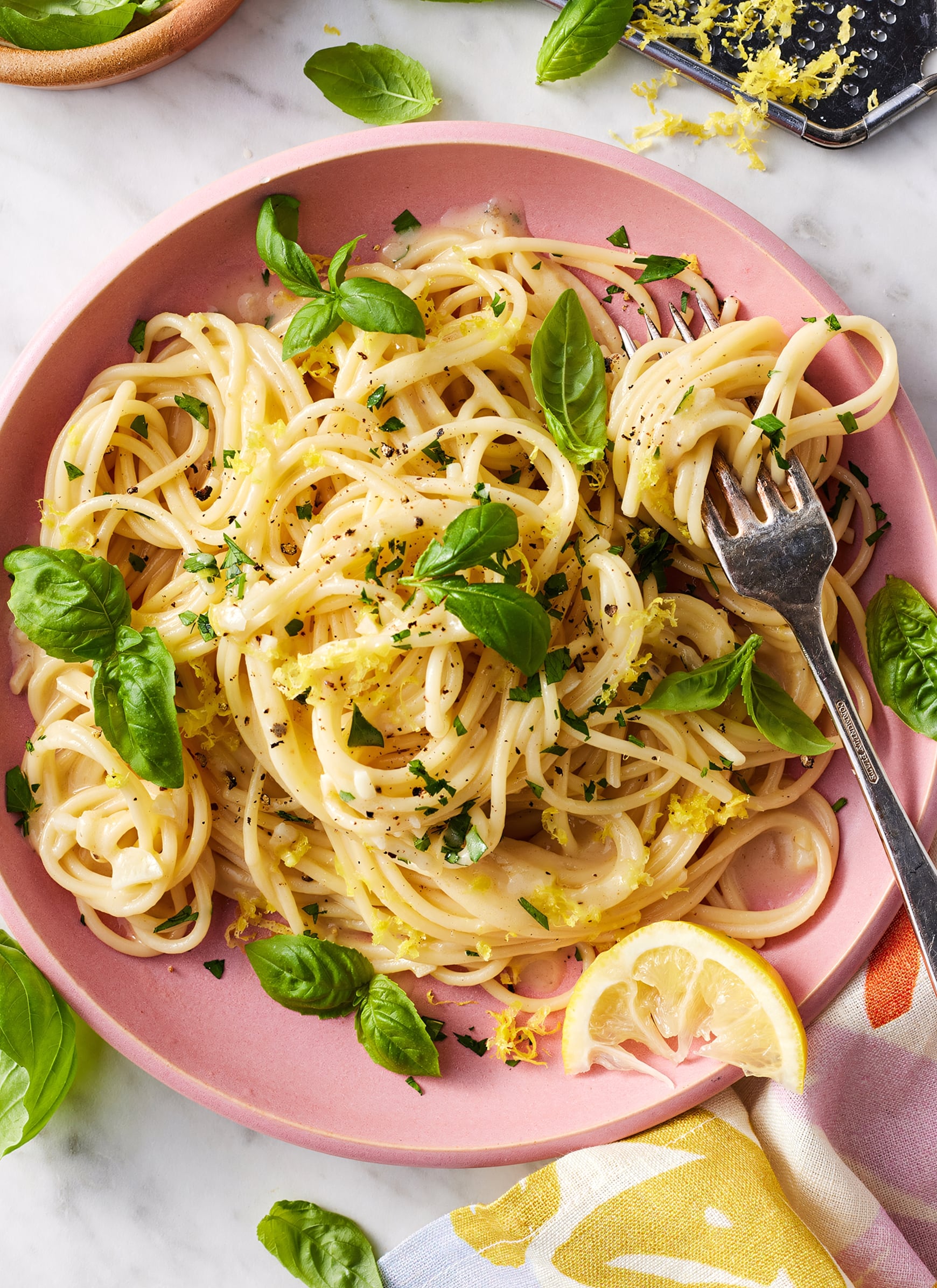 Lemon-Herb Lemon-Garlic Pasta with Asparagus