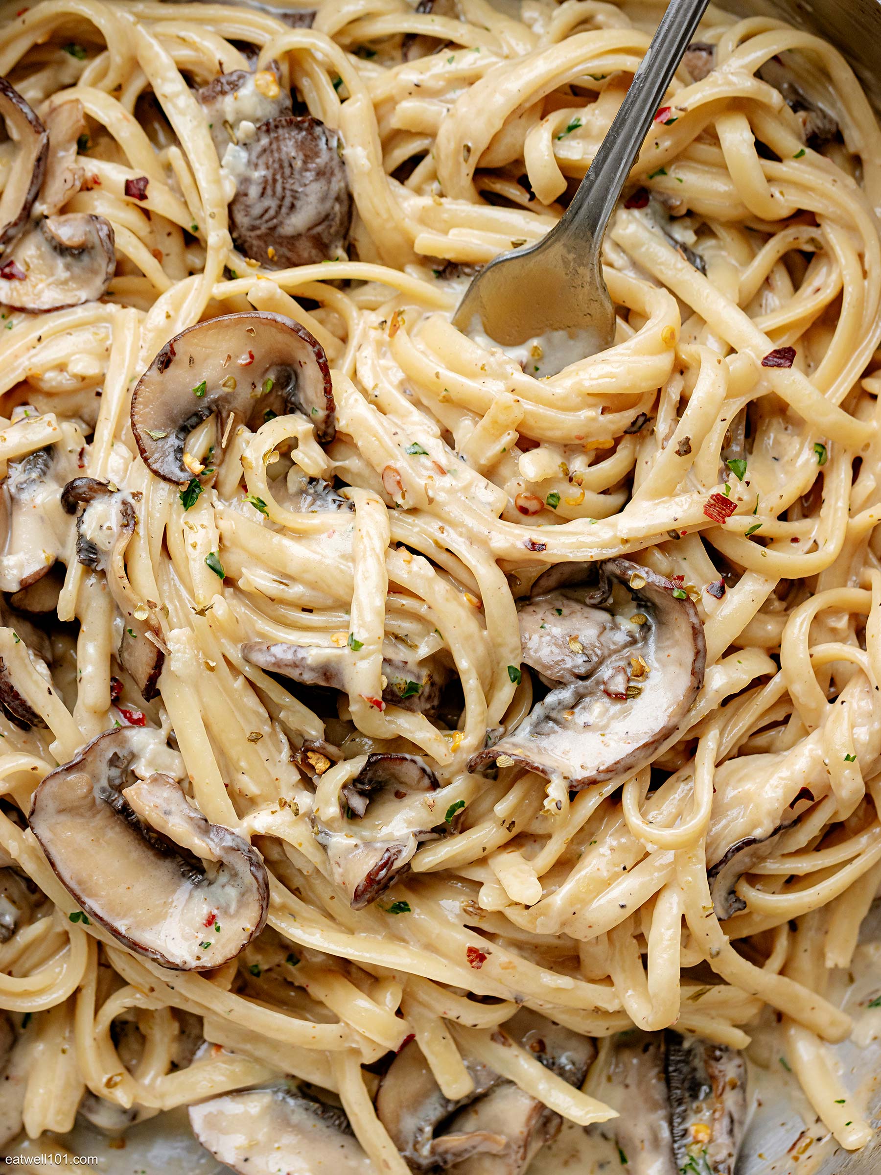 Creamy Low-Fat Mushroom Pasta