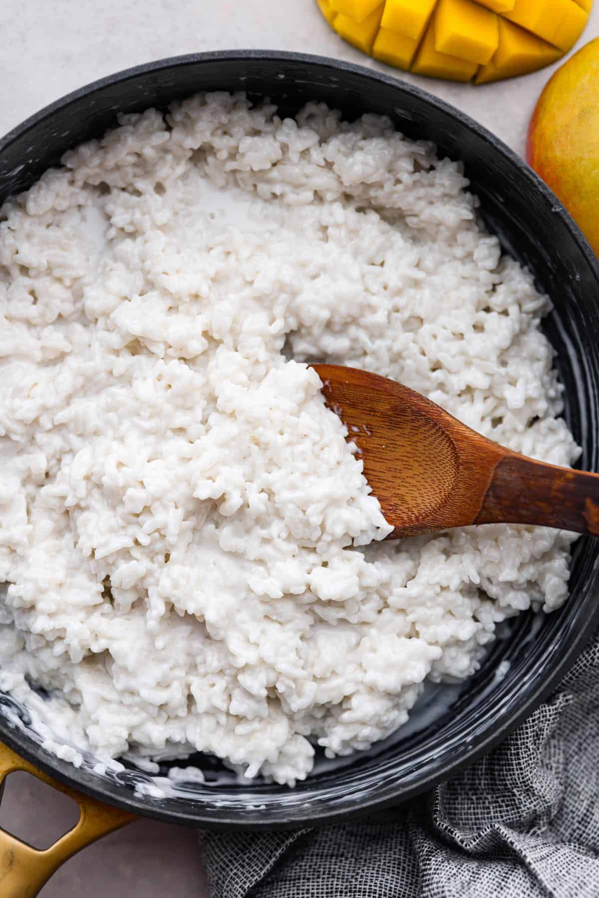 Meme-Style Mango Sticky Rice Bites