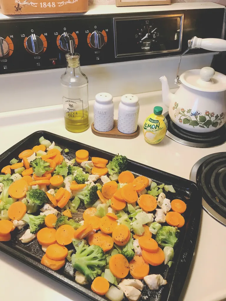 One-Pan Chicken and Veggie Bowl