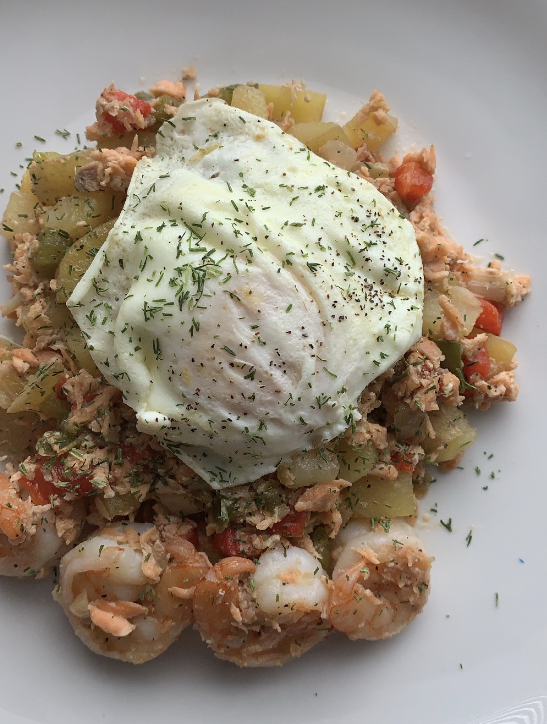 Savory Potato and Smoked Salmon Breakfast Hash