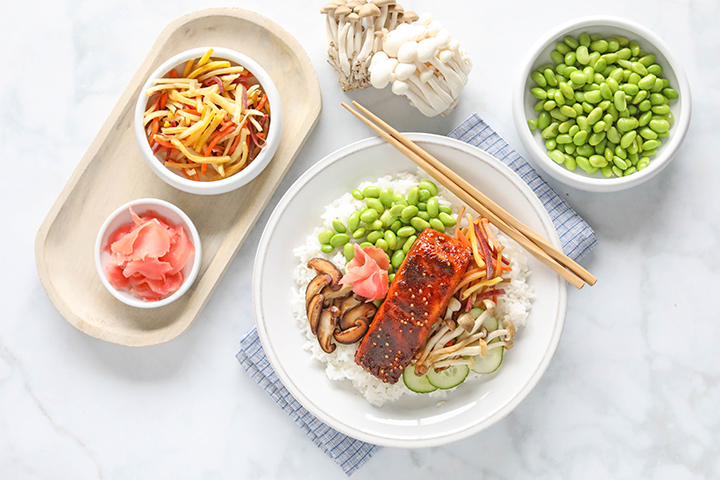 Golden Salmon & Rainbow Bowl