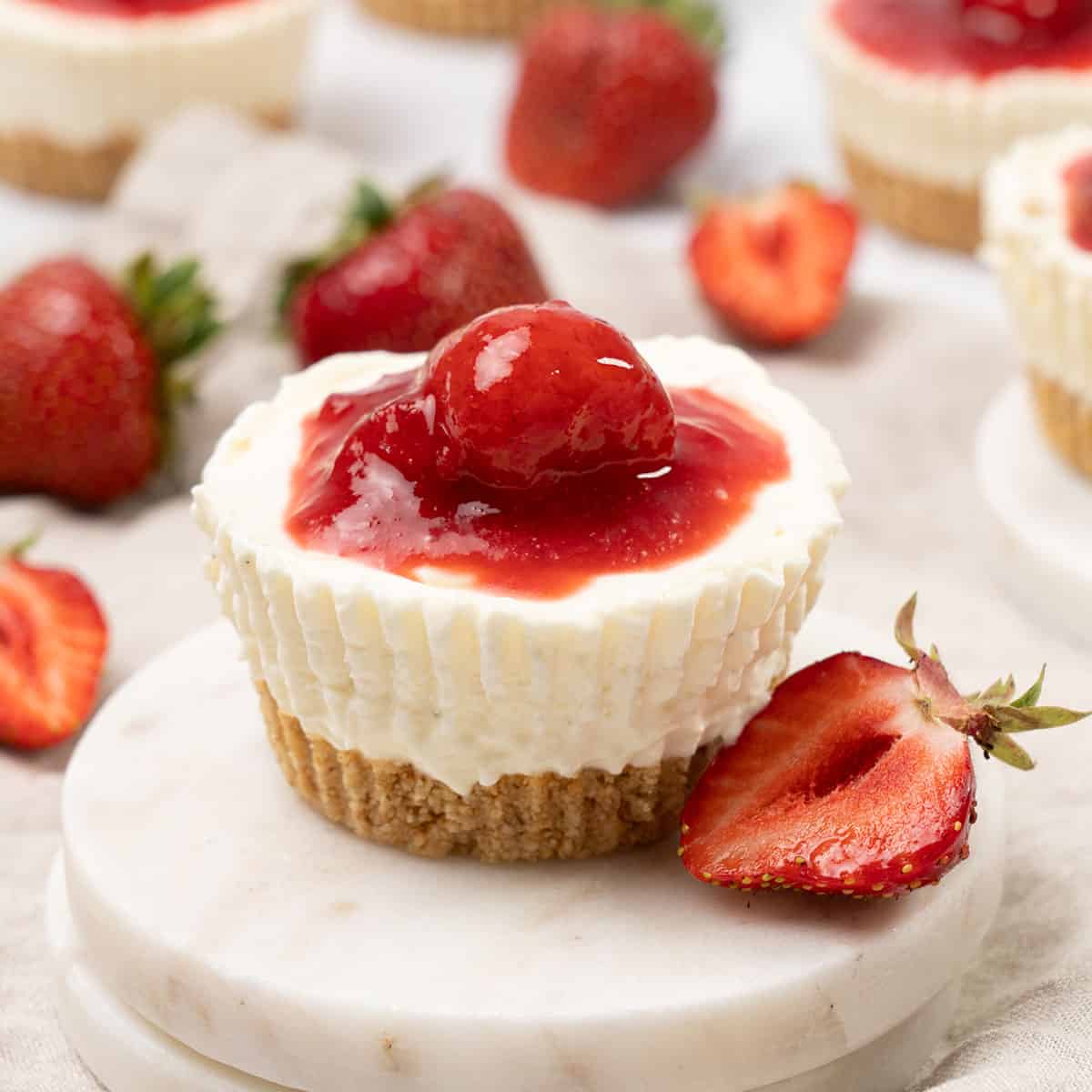 No-Bake Berry Cheesecake Bites