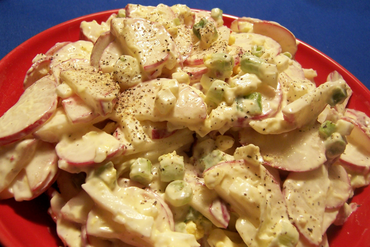 Avocado-Herb Egg Salad with Radish