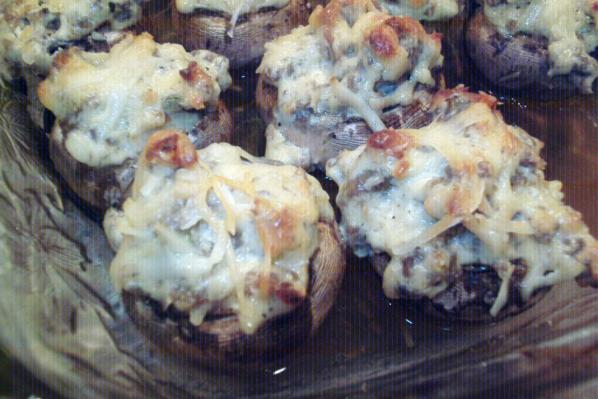 Sausage and Cheese Stuffed Mushrooms