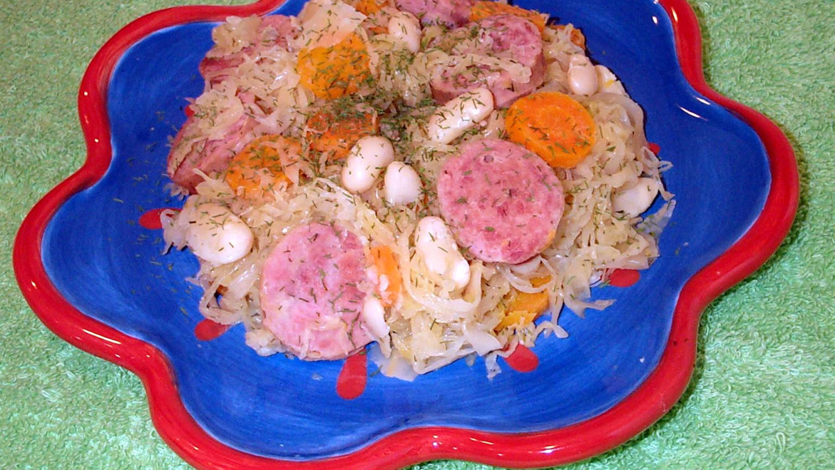 Smoked Kielbasa with Braised Sauerkraut and Carrots
