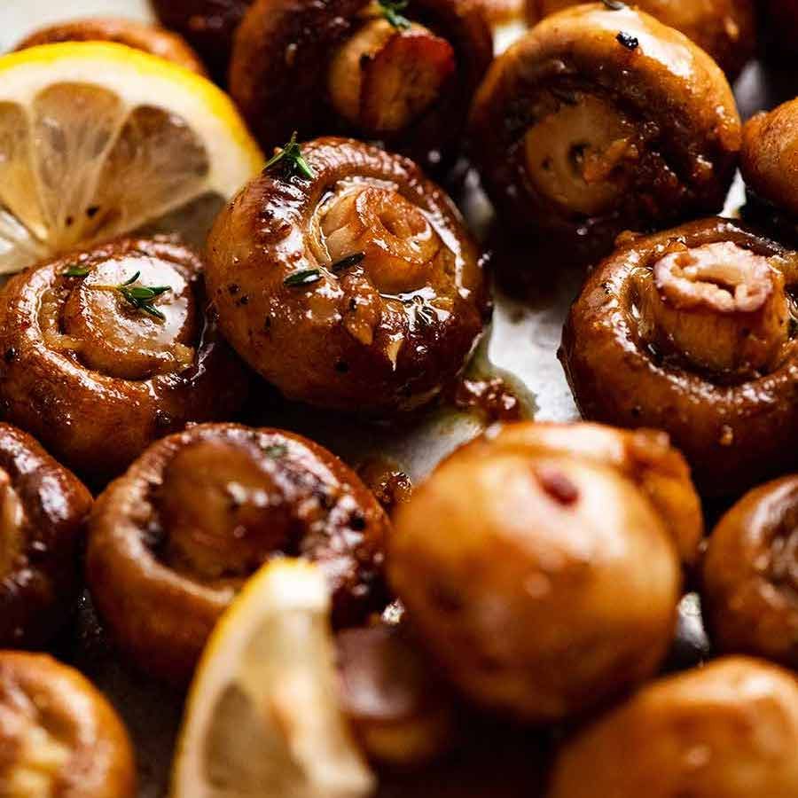 Baked Mushroom Ring with Garlic and Parsley
