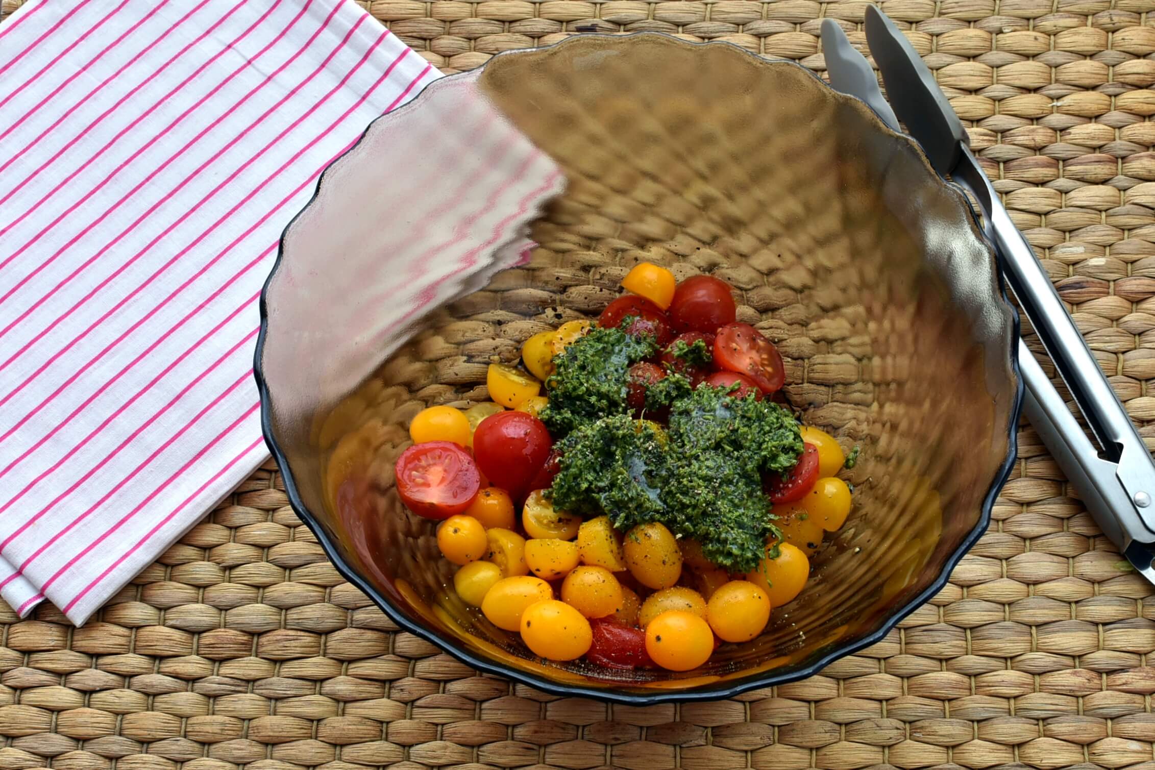 Zucchini Pesto Pasta with Cherry Tomatoes