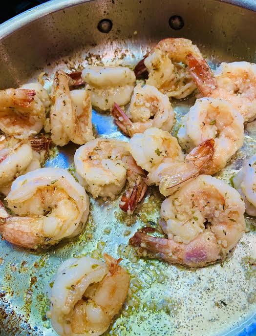 One-Pot Garlic Shrimp with Cherry Tomatoes