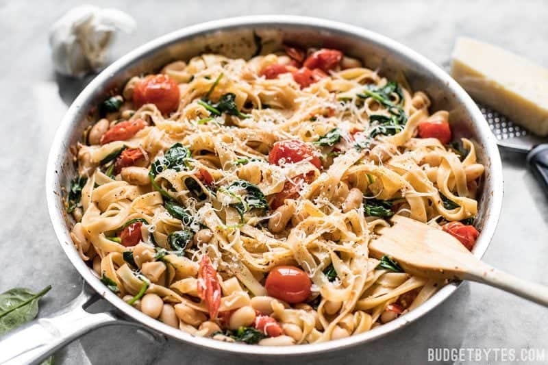 Lemon-Pepper Linguine with White Beans