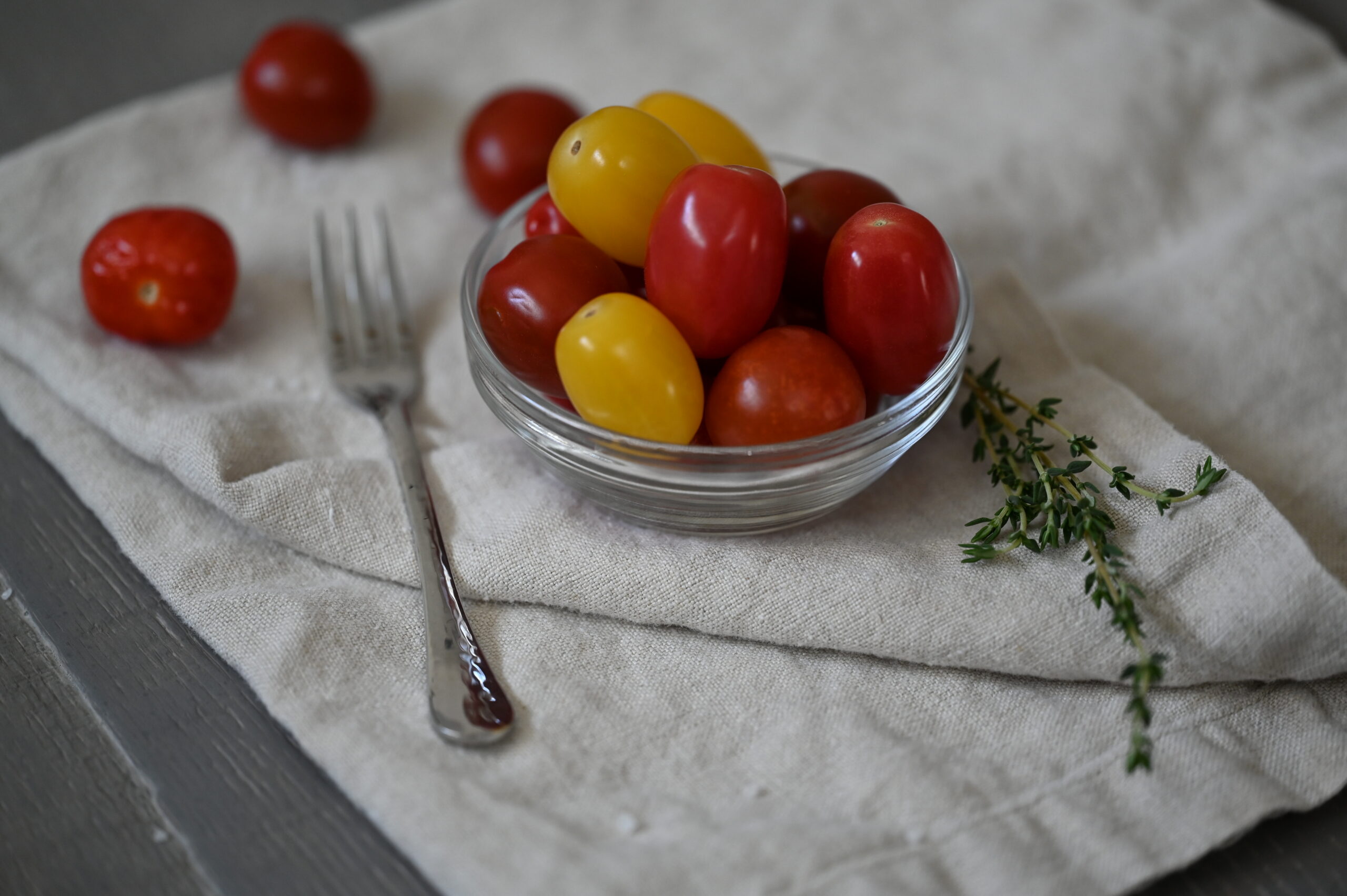 Balsamic-Glazed Cherry Tomatoes with Mozzarella